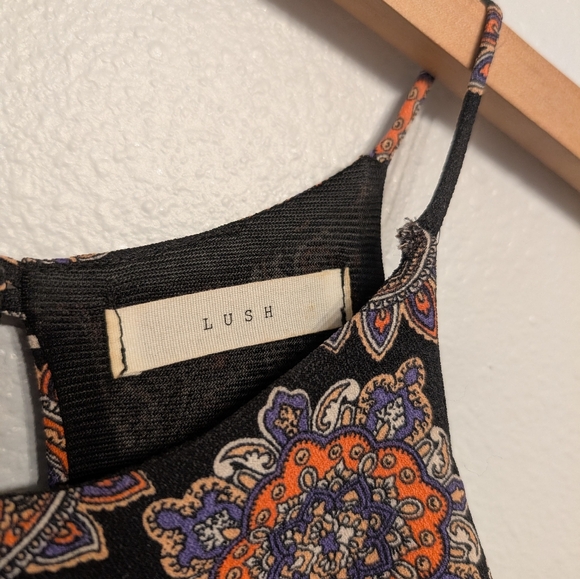 Cute Patterned Romper - Picture 5 of 5